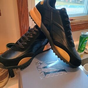 Mazino Black and Tan Men's Sneakers